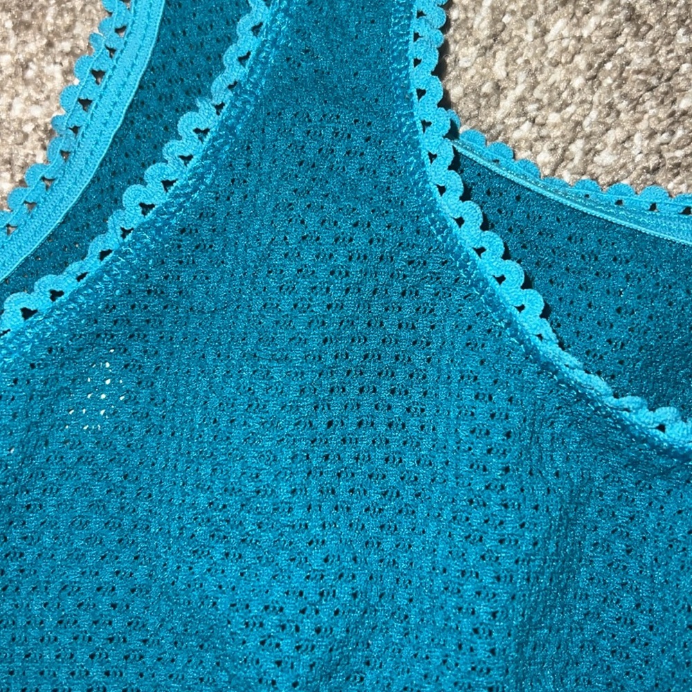 Mesh Crop Top - Picture 3 of 3
